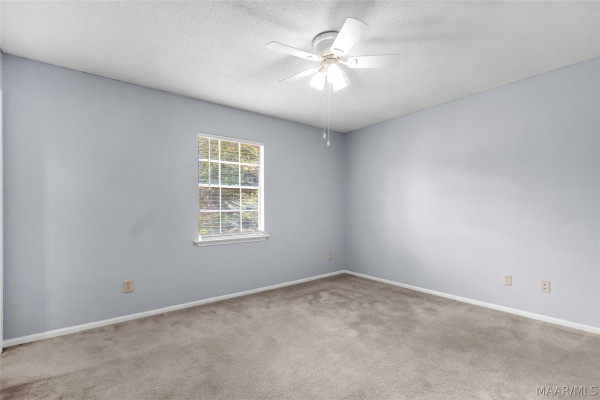 1609 Deatsville Highway