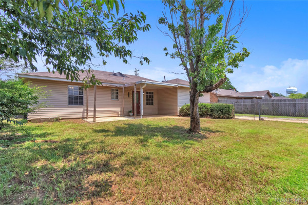 1609 Deatsville Highway