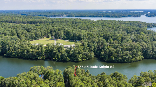 1880 Minnie Knight Road