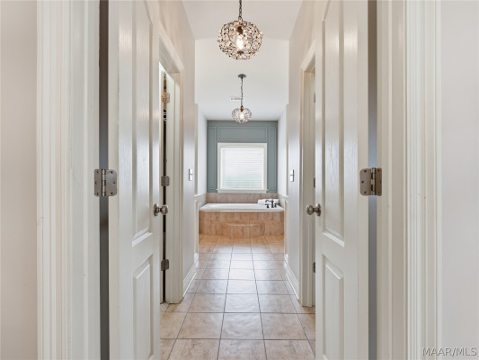 9516 LOCHWORTH Court
