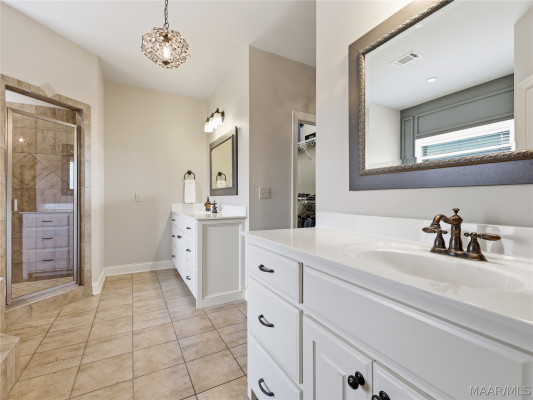 9516 LOCHWORTH Court