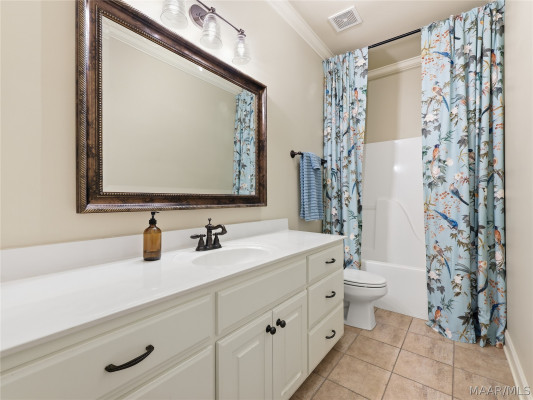 9516 LOCHWORTH Court