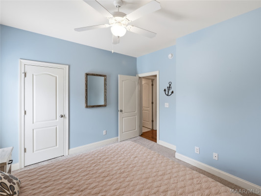 9516 LOCHWORTH Court