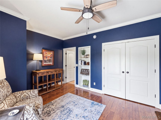 9516 LOCHWORTH Court