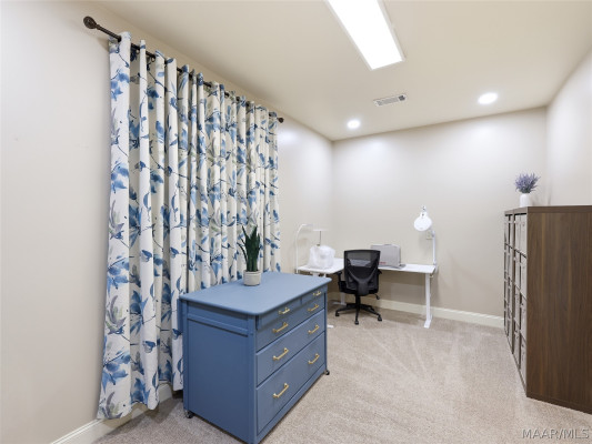 9516 LOCHWORTH Court