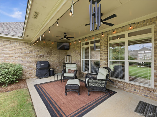 9516 LOCHWORTH Court