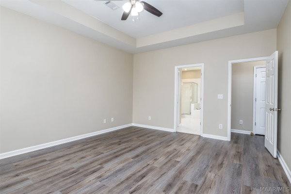 8100 GRAYSON Grove