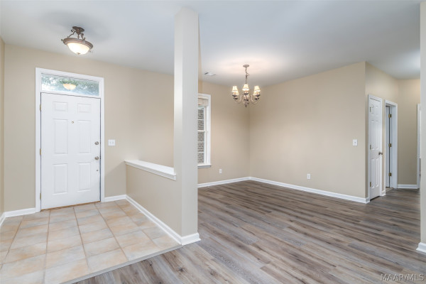 8100 GRAYSON Grove