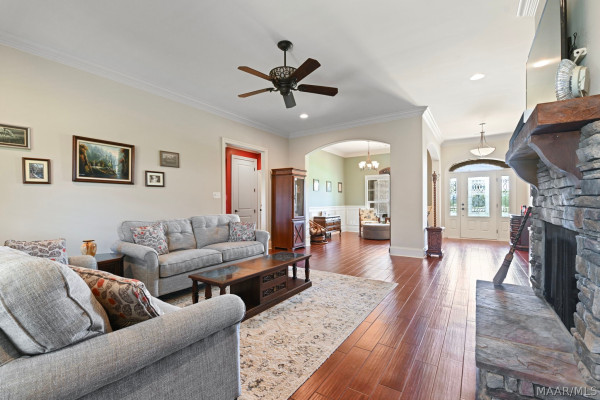 105 Chimney Ridge