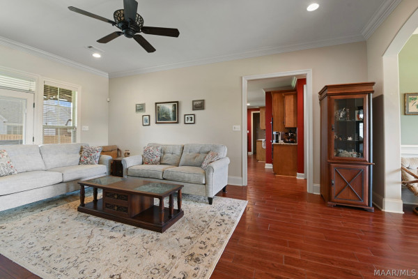 105 Chimney Ridge