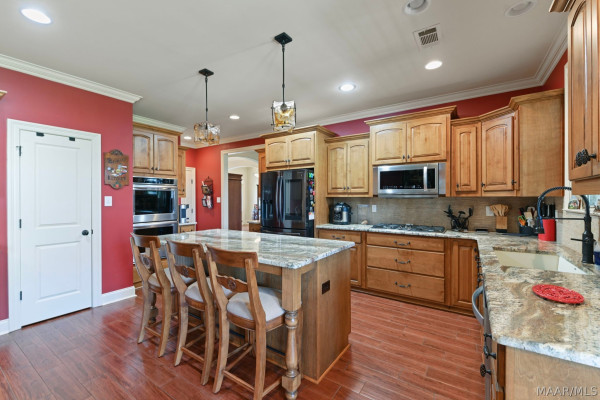 105 Chimney Ridge