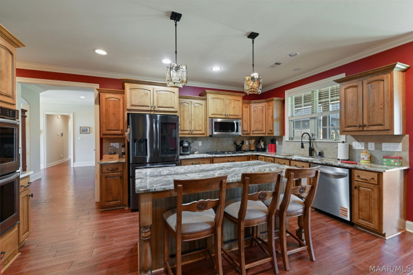105 Chimney Ridge