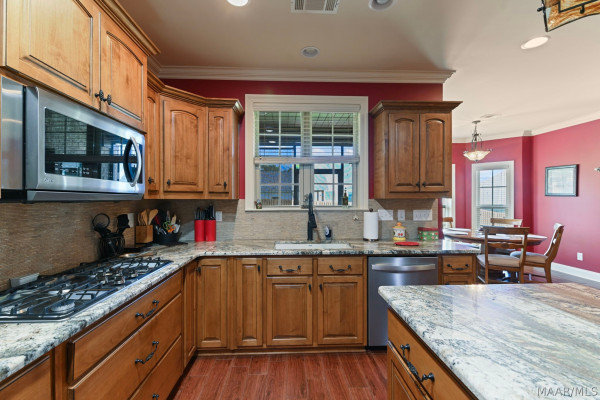 105 Chimney Ridge