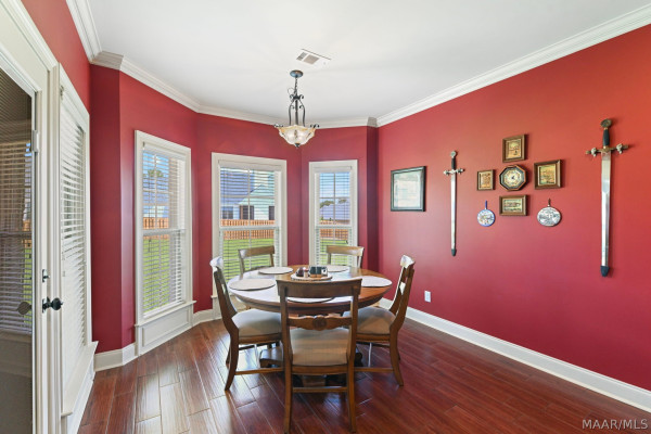 105 Chimney Ridge