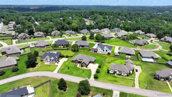 105 Chimney Ridge