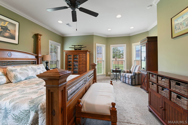 105 Chimney Ridge