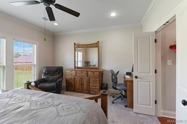 105 Chimney Ridge