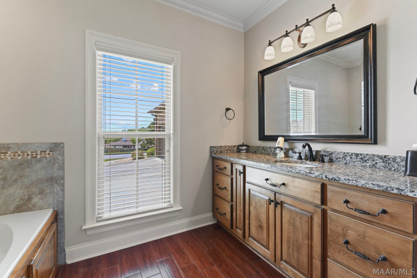 105 Chimney Ridge