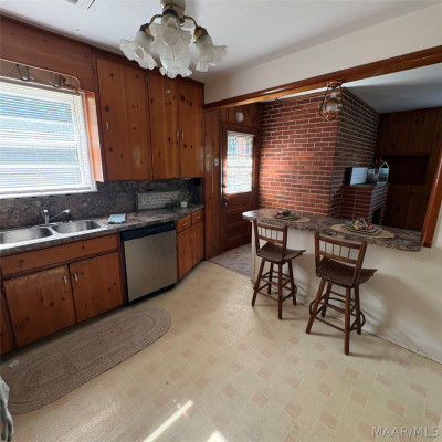326 GROVE PARK Drive