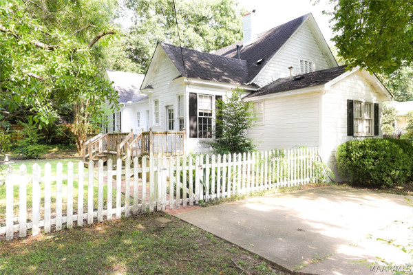 1007 Woodward Avenue