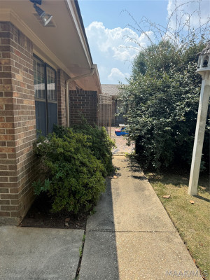 4449 Chrystan Road