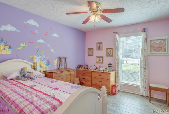 922 Silver Creek Circle