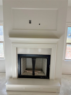 828 Edmund Lane