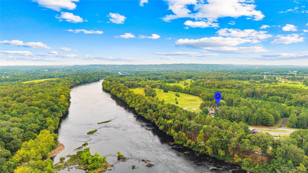 19 White Water Way