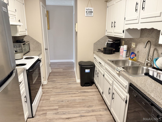 1615 COBBLESTONE Court
