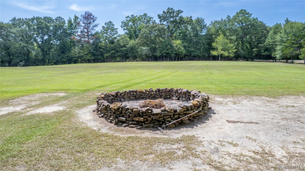 168 County Road 303 .