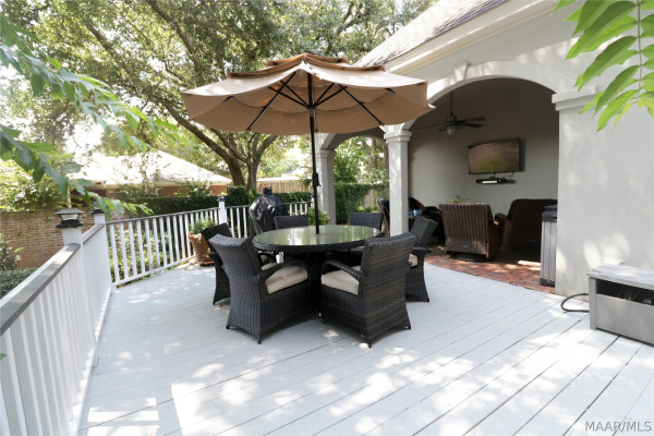 9408 Dunleith Circle