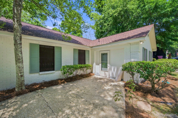 361 N NORTHINGTON Road