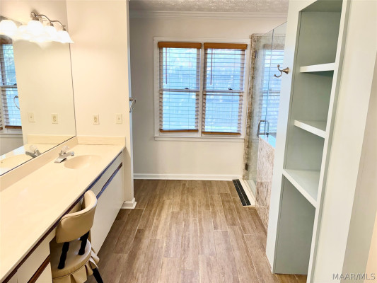 6513 GLOUCESTER Mews