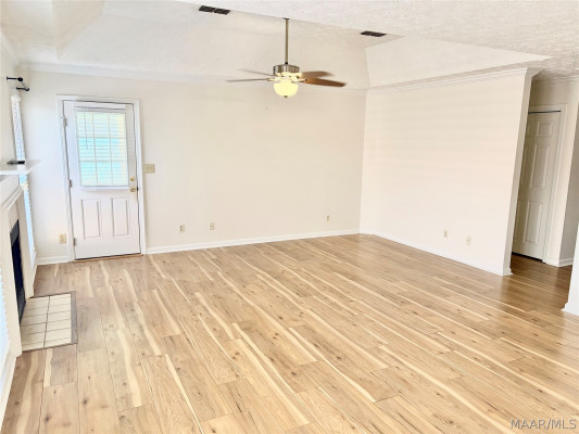 6513 GLOUCESTER Mews
