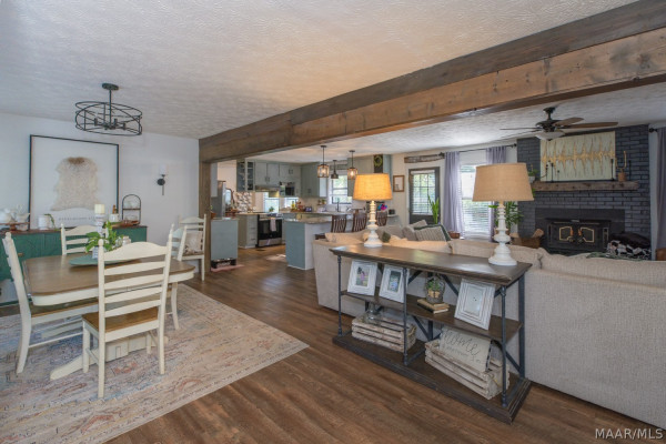 3209 Pettus Road