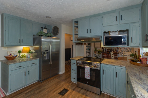 3209 Pettus Road