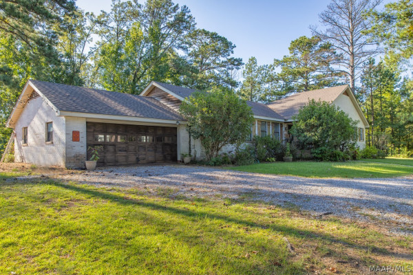 3209 Pettus Road