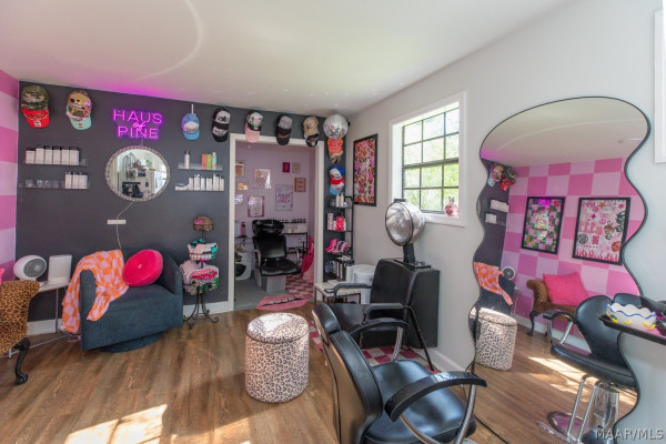 3209 Pettus Road