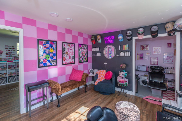 3209 Pettus Road