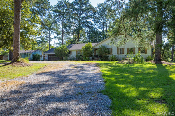 3209 Pettus Road