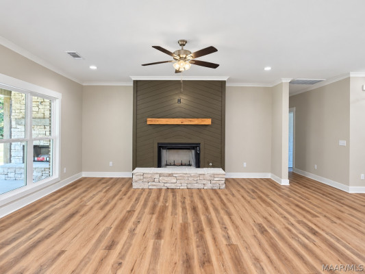 105 Trotter's View Road