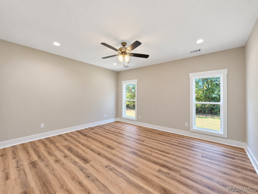 105 Trotter's View Road