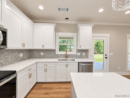 105 Trotter's View Road