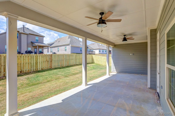 404 Hawthorne Ridge Drive