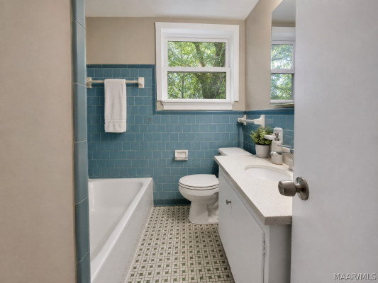 218 Easthaven Road