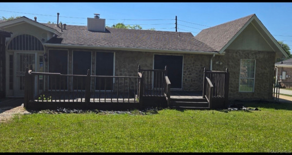 3313 Cross Creek Drive