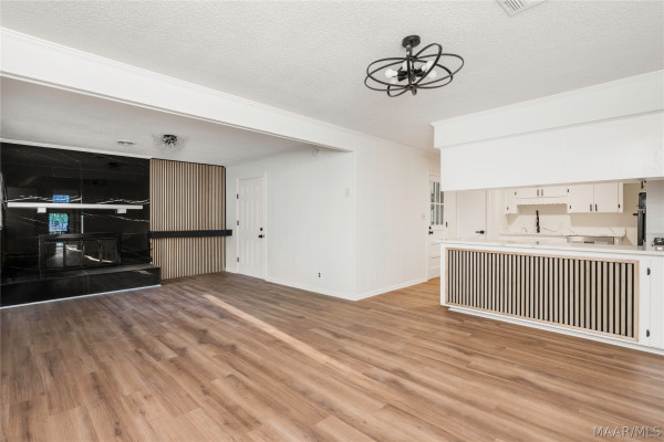 414 Daphne Lane