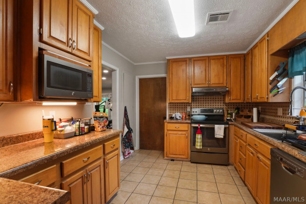 3958 Croydon Road