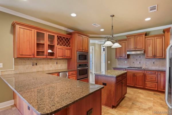 1025 Ivybridge Court