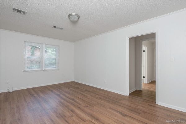 617 Durward Drive